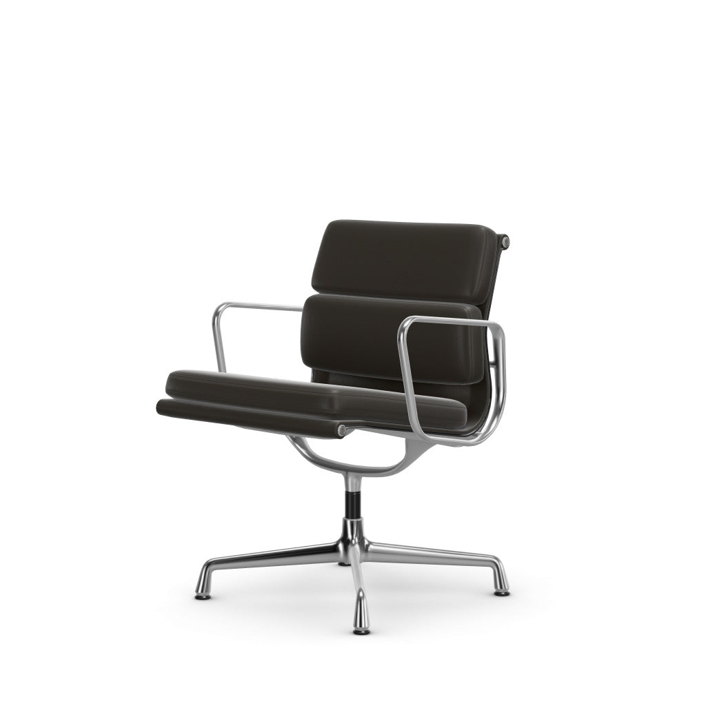Eames Soft Pad EA 208, base polished