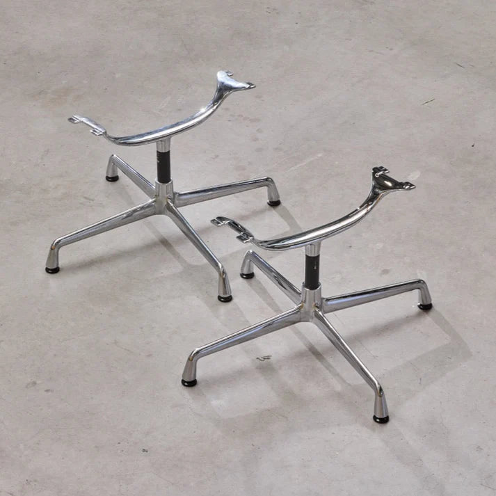 Eames Soft Pad EA 208, base polished