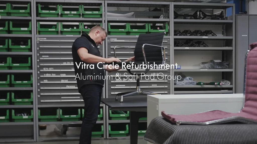 Eames Soft Pad EA 208, base polished